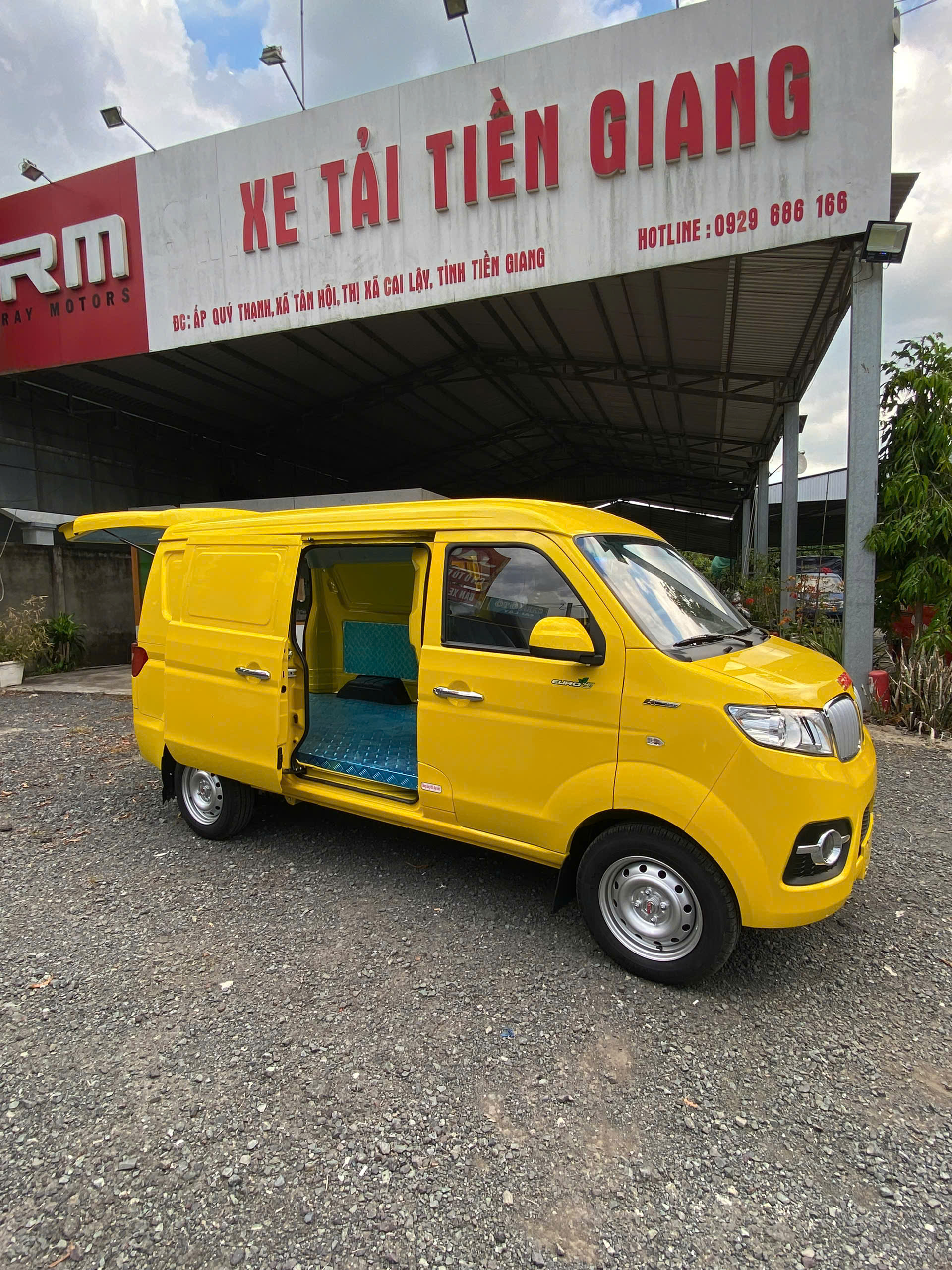 Xe Tải Van SRM X30i 2 Chỗ Tải 945kg