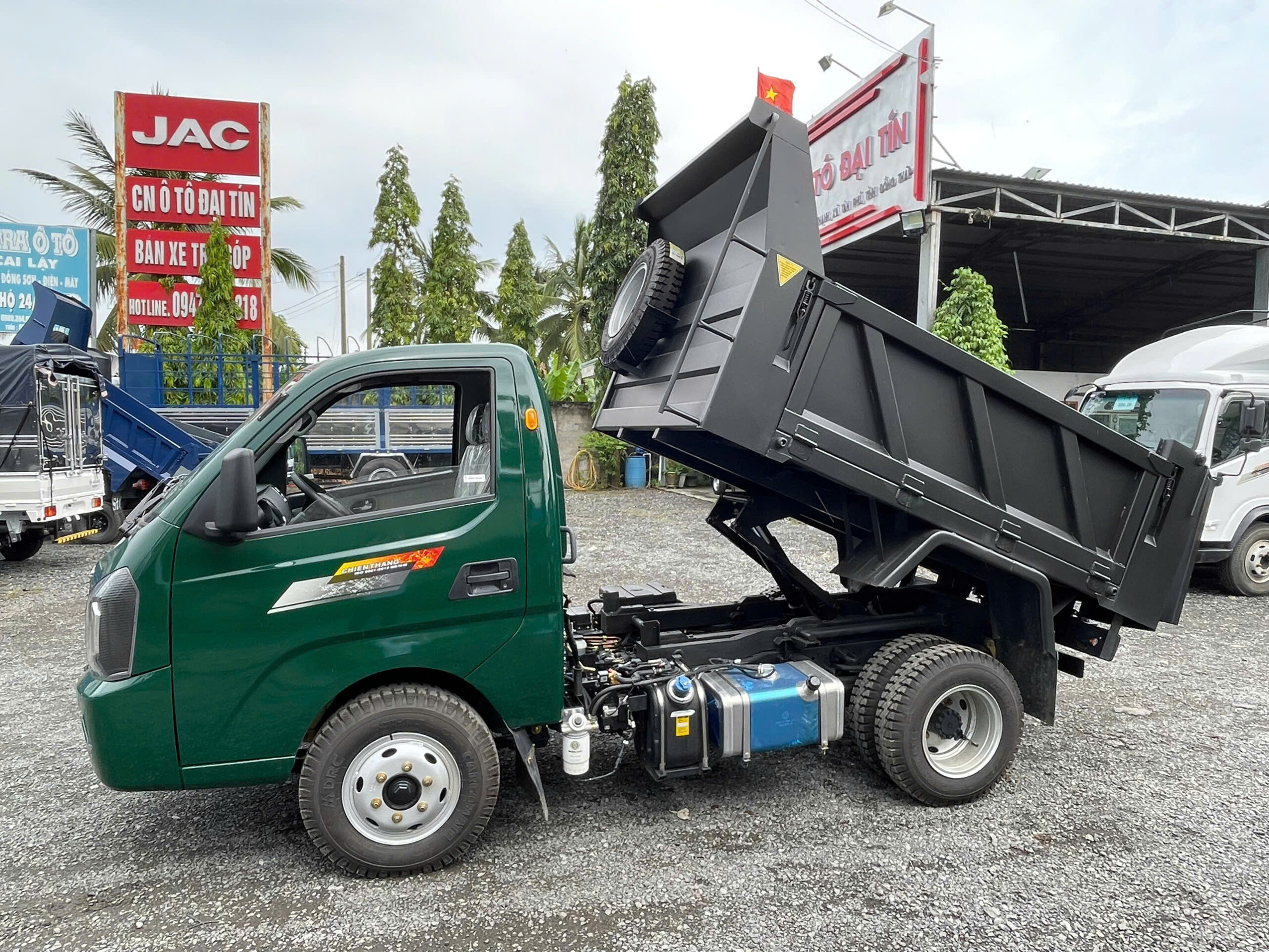 Xe Ben CHIẾN THẮNG 3TẤN2 Thùng 2.5Khối